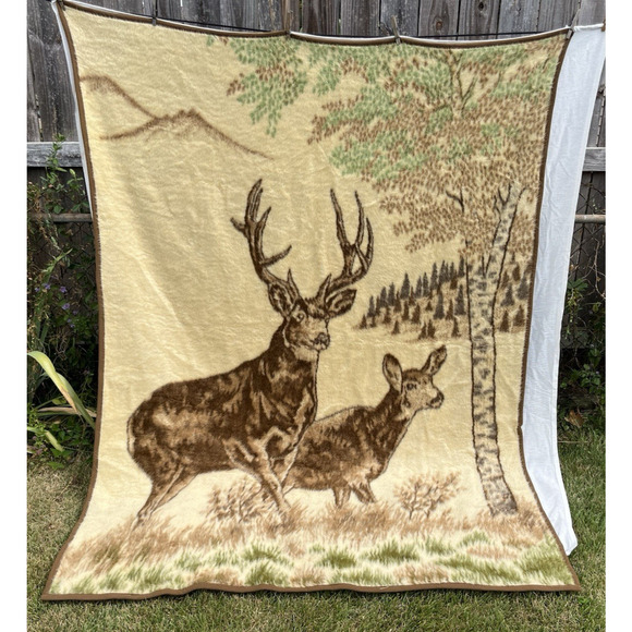 Biederlack Blanket Woodland Deer Stag Doe Forest Acrylic Blend Reversible 59x78 - Picture 1 of 9